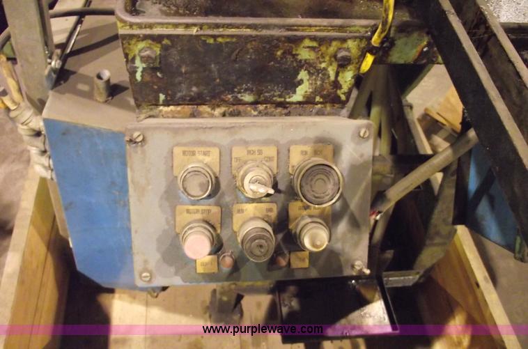 image for item A4006 Vand O Priming press