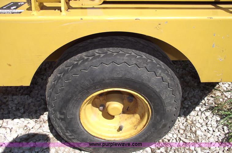 image for item A4007 Vermeer BC625A wood chipper