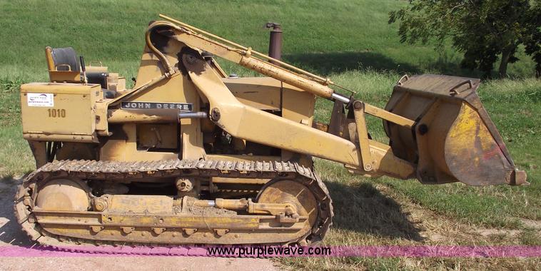 image for item A4010 1961 John Deere 1010 track loader