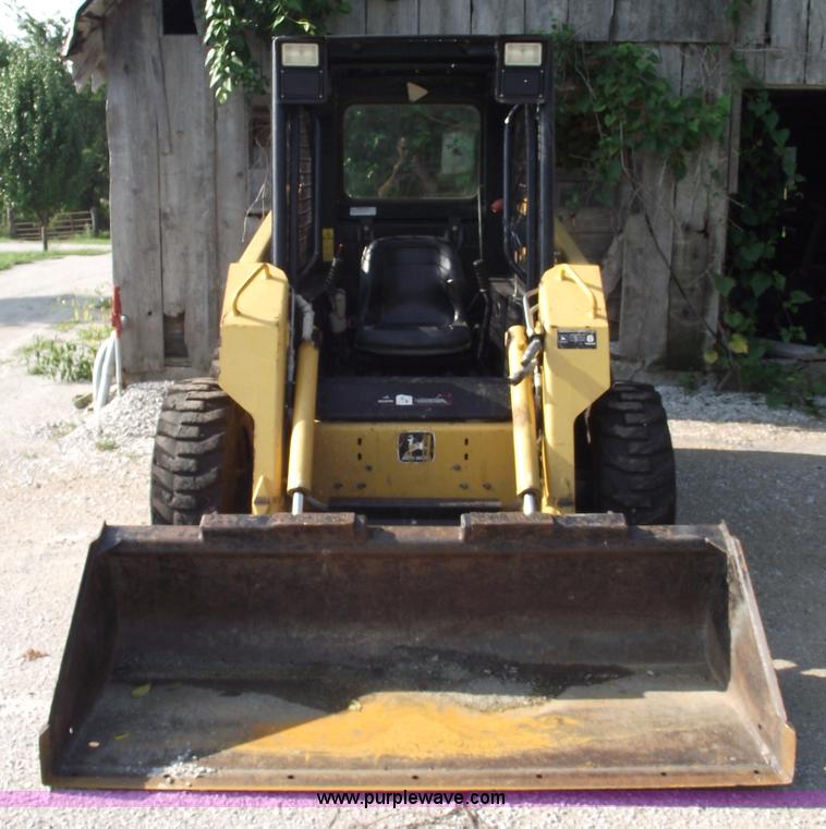 image for item A4022 1998 John Deere 7775 skid steer