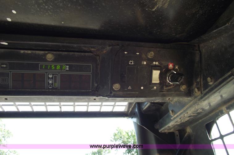 image for item A4022 1998 John Deere 7775 skid steer