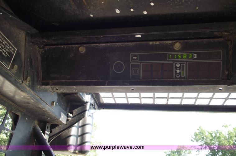 image for item A4022 1998 John Deere 7775 skid steer