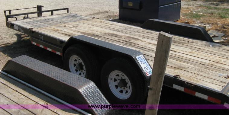 image for item A4322 2007 Load Trail tandem axle flatbed trailer