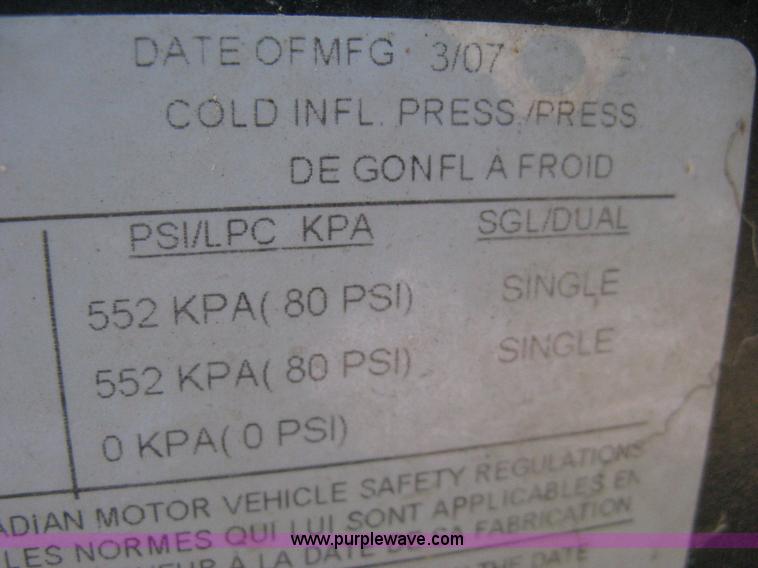 image for item A4322 2007 Load Trail tandem axle flatbed trailer