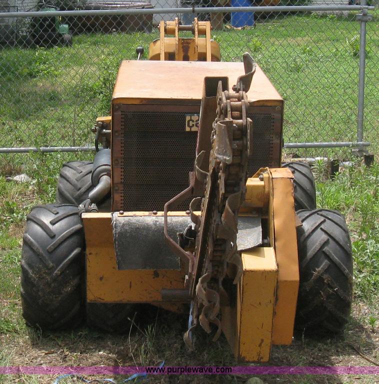 image for item A4323 1992 Case Maxi-Sneaker series B articulated trencher and vibratory plow tractor