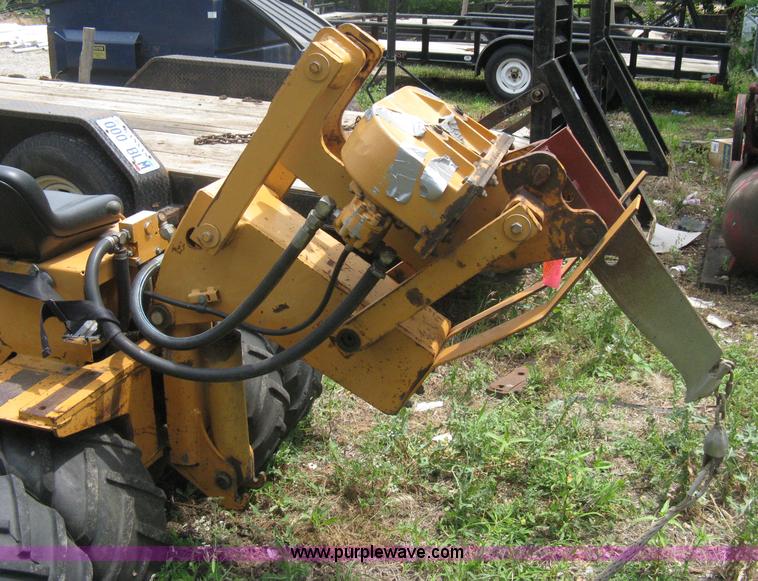 image for item A4323 1992 Case Maxi-Sneaker series B articulated trencher and vibratory plow tractor