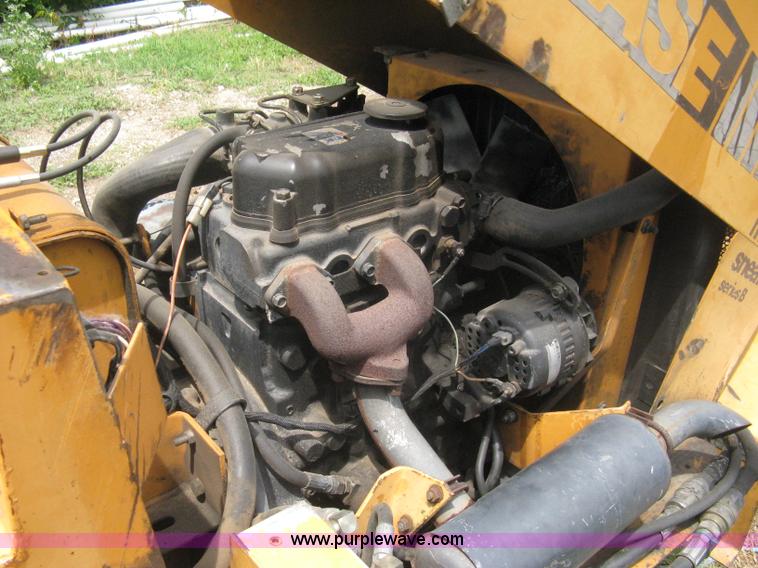 image for item A4323 1992 Case Maxi-Sneaker series B articulated trencher and vibratory plow tractor