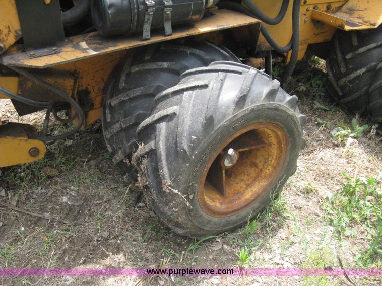 image for item A4323 1992 Case Maxi-Sneaker series B articulated trencher and vibratory plow tractor