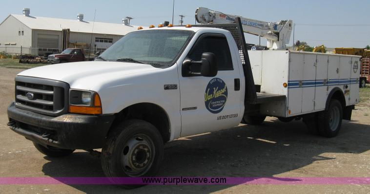 image for item A4324 2001 Ford F550 XL Super Duty service truck