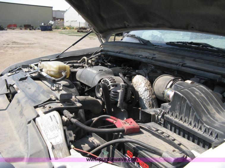 image for item A4324 2001 Ford F550 XL Super Duty service truck