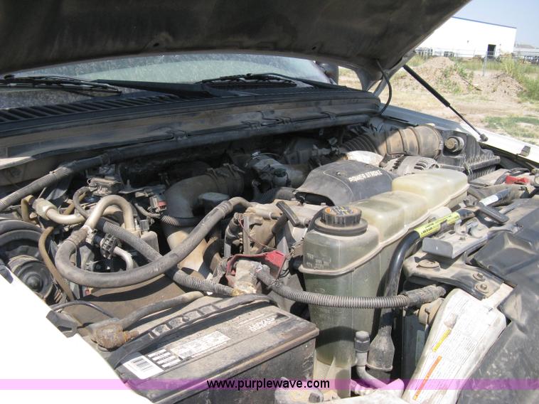 image for item A4324 2001 Ford F550 XL Super Duty service truck