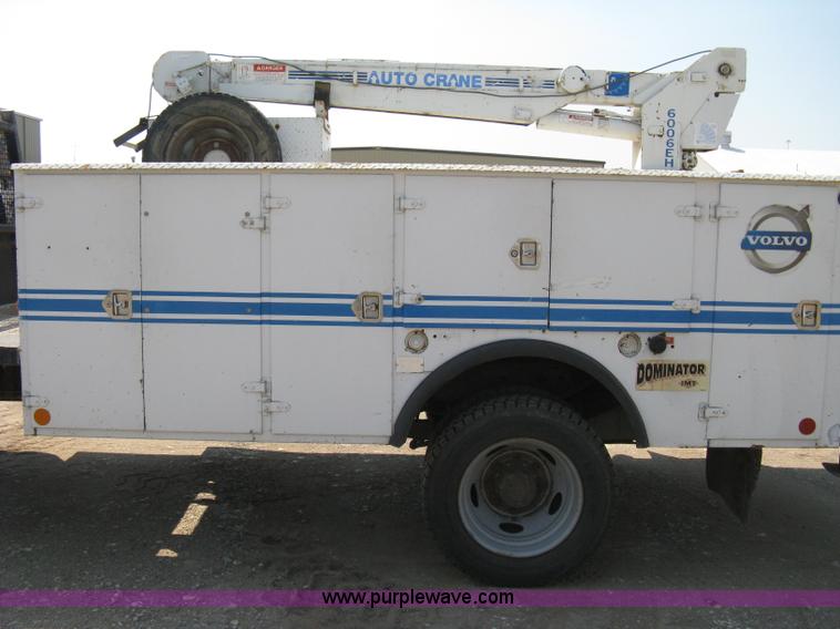 image for item A4324 2001 Ford F550 XL Super Duty service truck