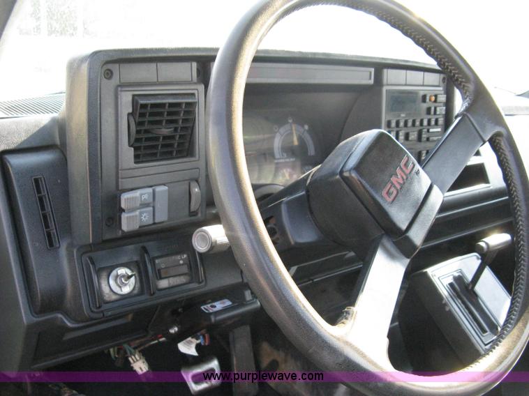 image for item A4325 1992 GMC TopKick truck cab and chassis