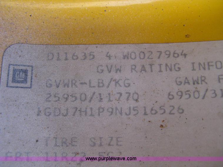 image for item A4325 1992 GMC TopKick truck cab and chassis