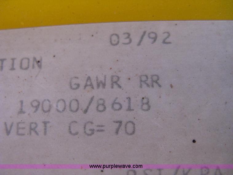 image for item A4325 1992 GMC TopKick truck cab and chassis