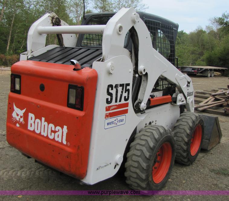 image for item A4639 2005 Bobcat S175 skid steer