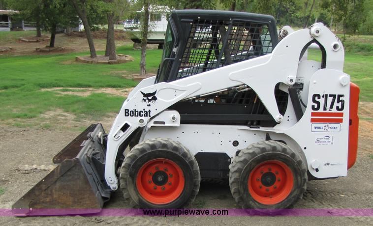 image for item A4639 2005 Bobcat S175 skid steer
