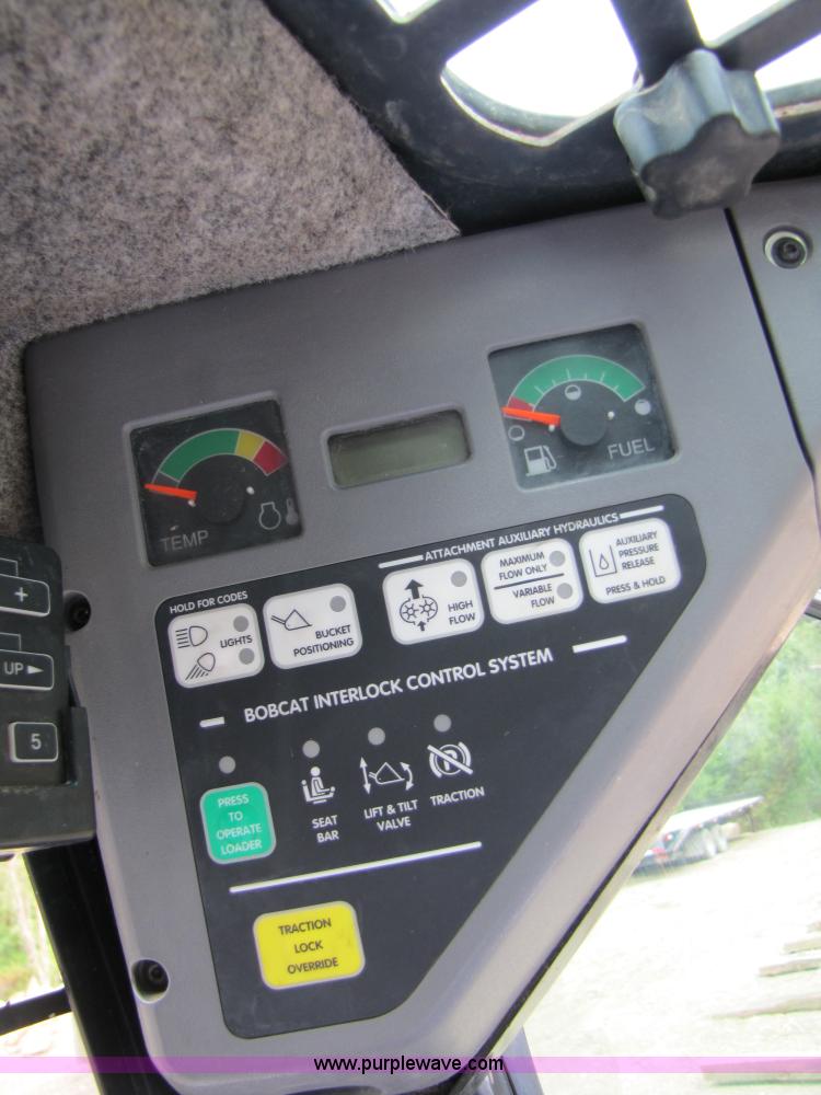 image for item A4639 2005 Bobcat S175 skid steer