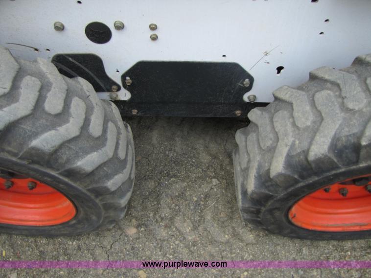 image for item A4639 2005 Bobcat S175 skid steer