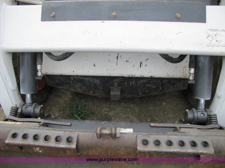 image for item A4639 2005 Bobcat S175 skid steer