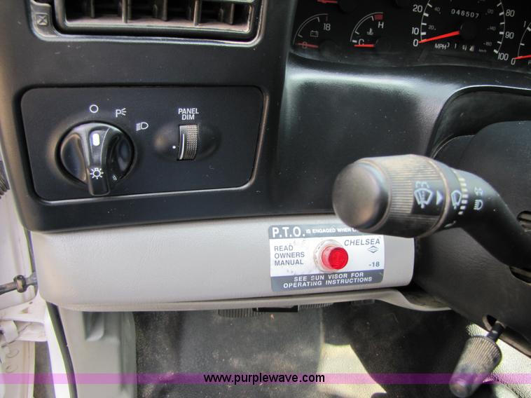 image for item A4640 2003 Ford F650 Super Duty dump truck