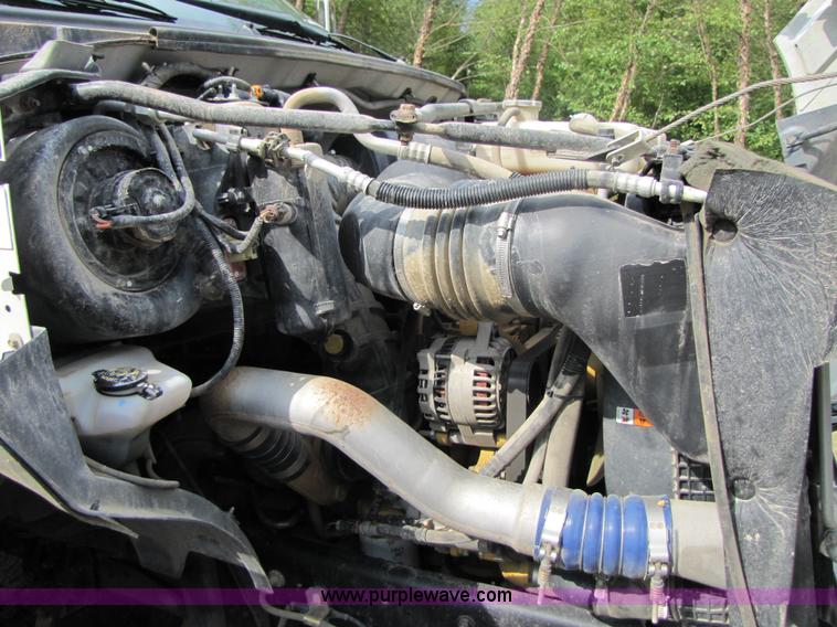 image for item A4640 2003 Ford F650 Super Duty dump truck