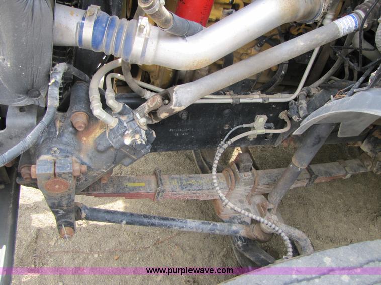 image for item A4640 2003 Ford F650 Super Duty dump truck