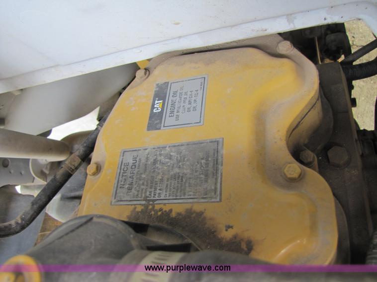 image for item A4640 2003 Ford F650 Super Duty dump truck