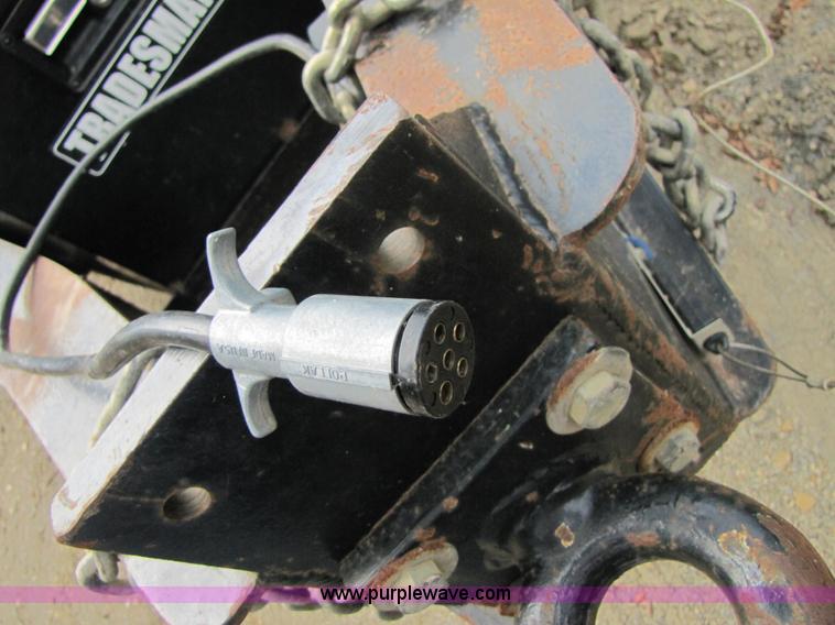 image for item A4642 2005 Elite 30' tandem axle flatbed trailer