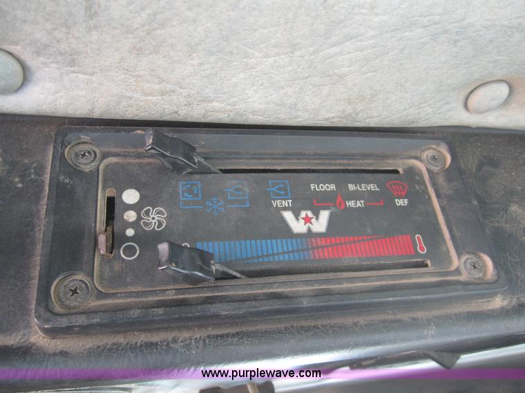 image for item A4702 1995 Western Star 4900 vac truck