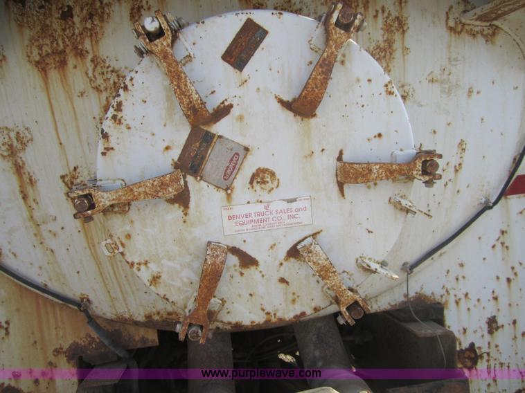 image for item A4702 1995 Western Star 4900 vac truck