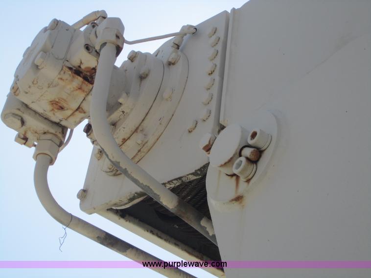 image for item A4704 1990 Ford LT8000 crane truck