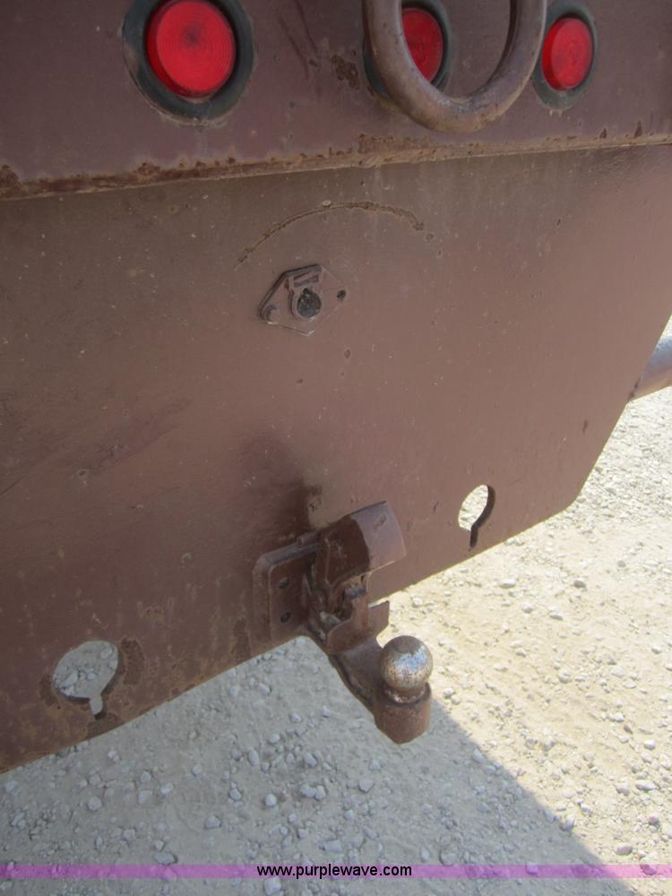 image for item A4704 1990 Ford LT8000 crane truck