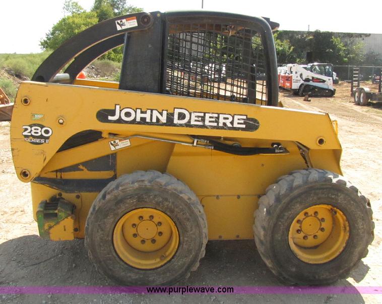 image for item A5030 2003 John Deere 280 skid steer