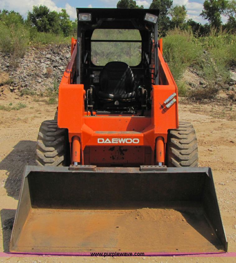 image for item A5031 1998 Daewoo 1760XL skid steer
