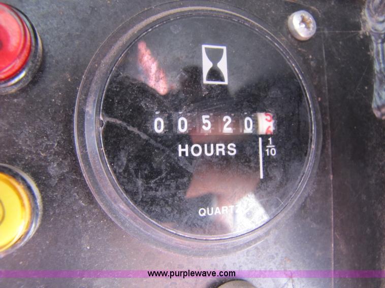 image for item A5031 1998 Daewoo 1760XL skid steer