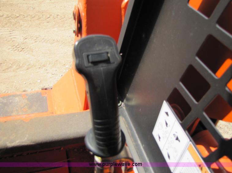 image for item A5031 1998 Daewoo 1760XL skid steer