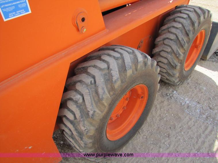 image for item A5031 1998 Daewoo 1760XL skid steer