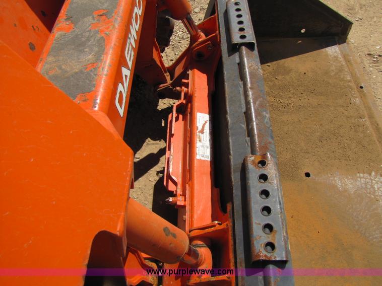 image for item A5031 1998 Daewoo 1760XL skid steer