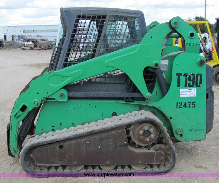 image for item A5033 Bobcat T190 track skid steer