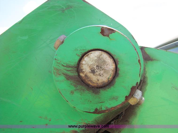 image for item A5033 Bobcat T190 track skid steer