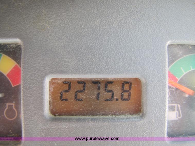 image for item A5033 Bobcat T190 track skid steer