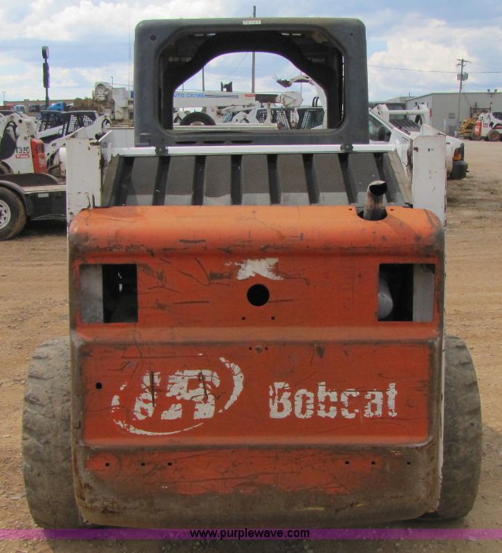 image for item A5034 2001 Bobcat 763 G series skid steer