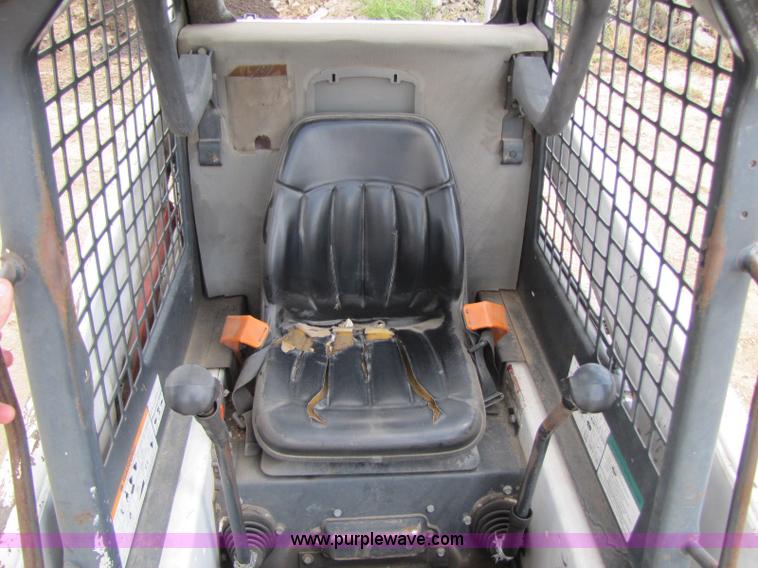 image for item A5034 2001 Bobcat 763 G series skid steer