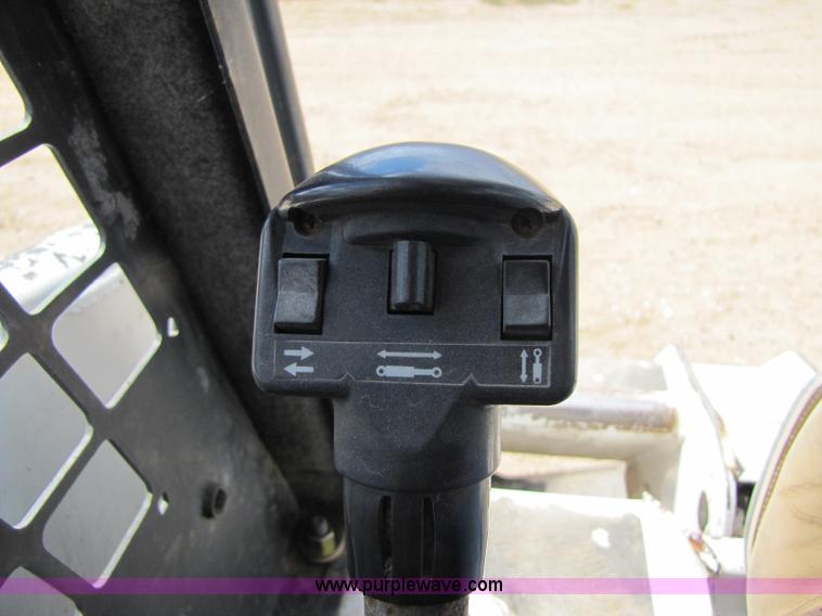 image for item A5034 2001 Bobcat 763 G series skid steer
