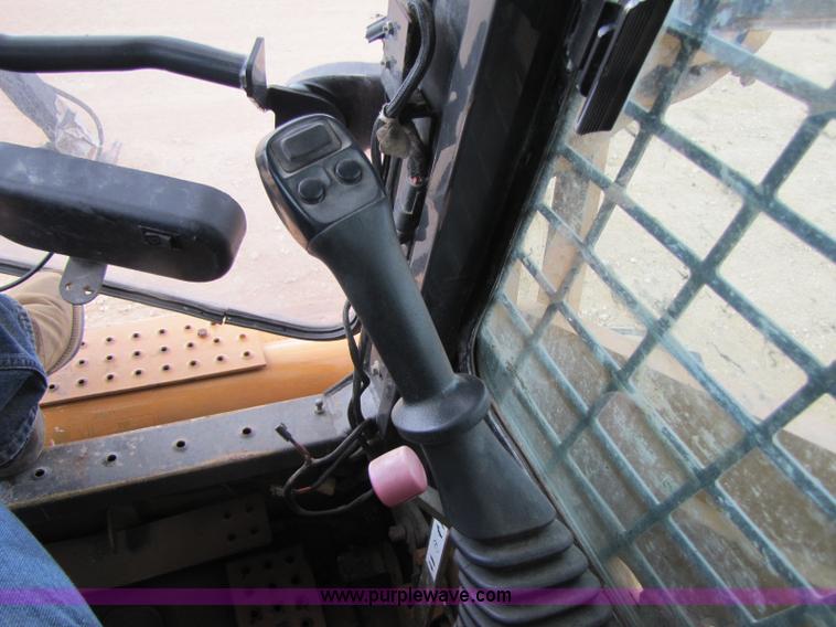 image for item A5035 2004 Case 90XT skid steer