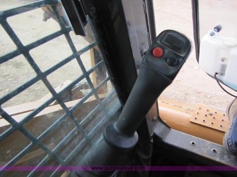 image for item A5035 2004 Case 90XT skid steer