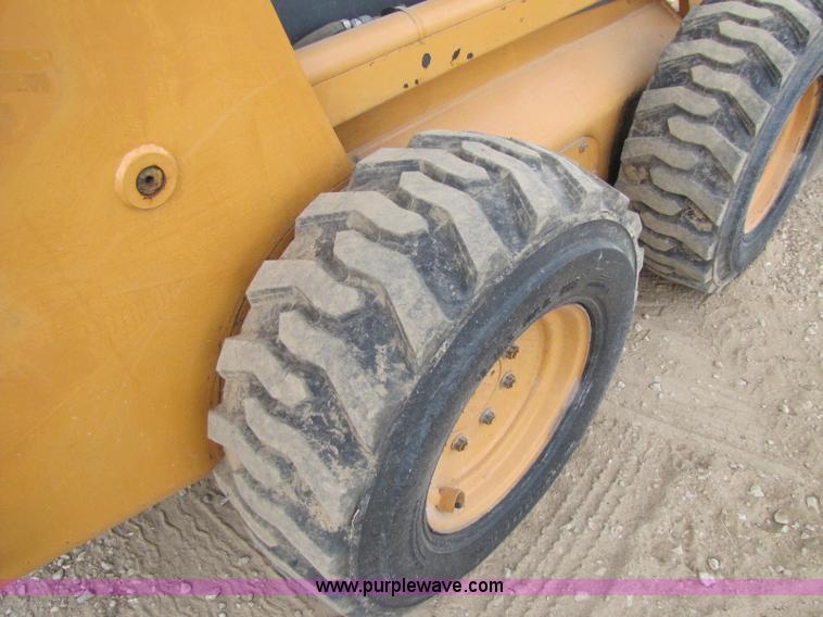 image for item A5035 2004 Case 90XT skid steer
