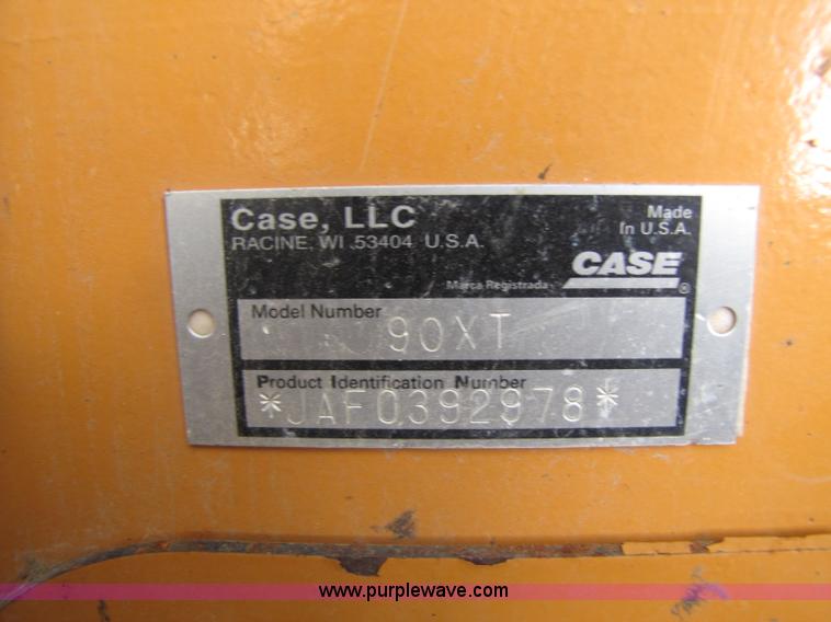 image for item A5035 2004 Case 90XT skid steer