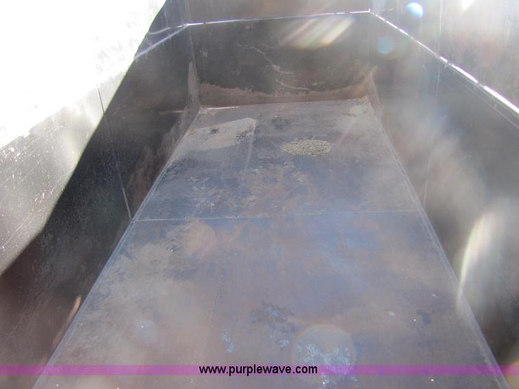 image for item A5039 2008 Starlite 20' dump trailer